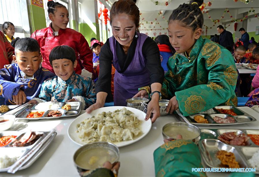 Ano Novo tibetano é celebrado no Tibete da China