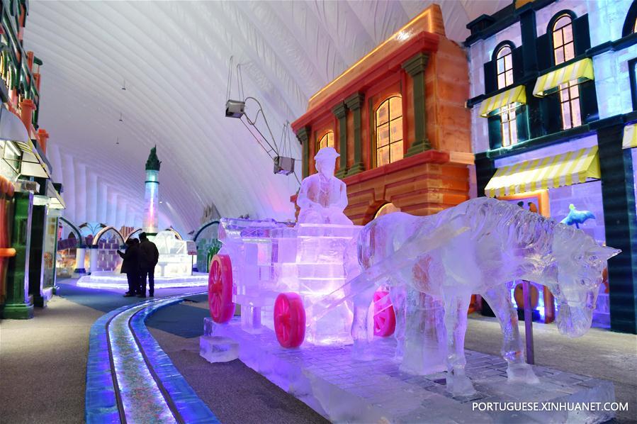 Parque Temático Mundo de Gelo e Neve abre em Harbin