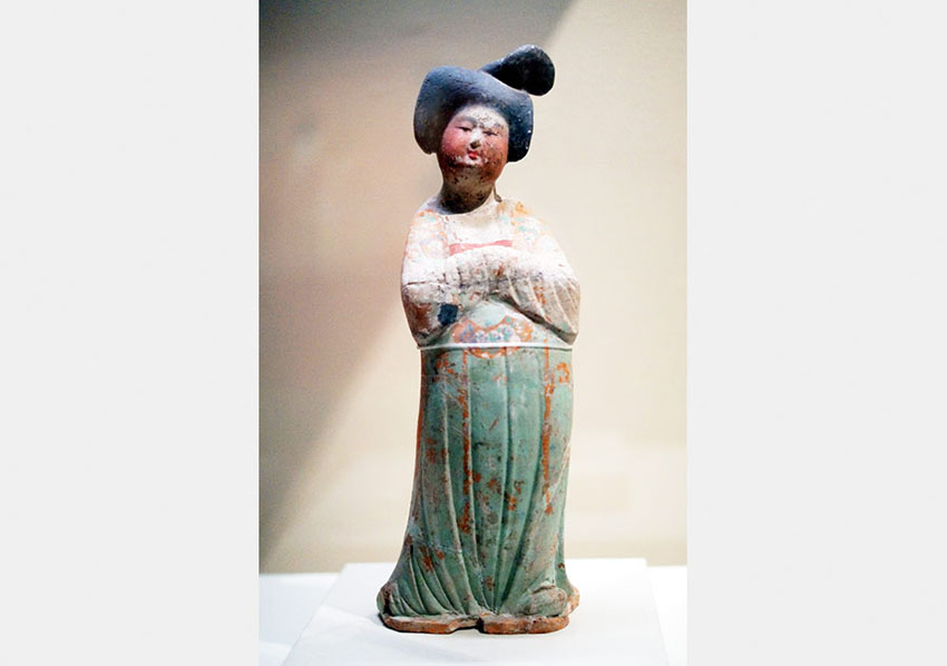 Estatuetas de cerâmica revivem vida de mulheres chinesas na antiguidade