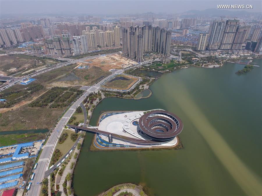 Plataforma panorâmica em espiral se torna novo marco de Changsha