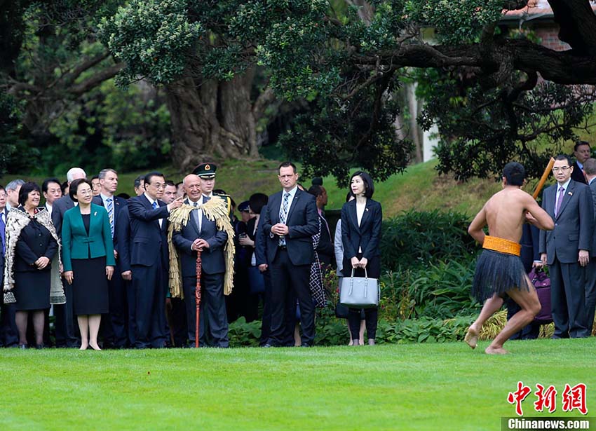 Premiê chinês recebido à maneira Maori