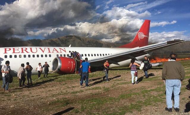 Avião com 141 passageiros incendeia-se ao aterrissar no Peru