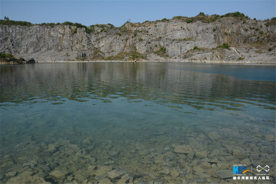 Lago de em forma de coração encontrado no sudoeste da China