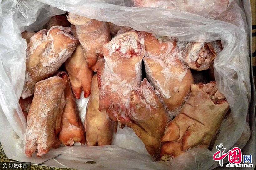 Polícia de Shenzhen apreende 630 toneladas de carne congelada contrabandeada