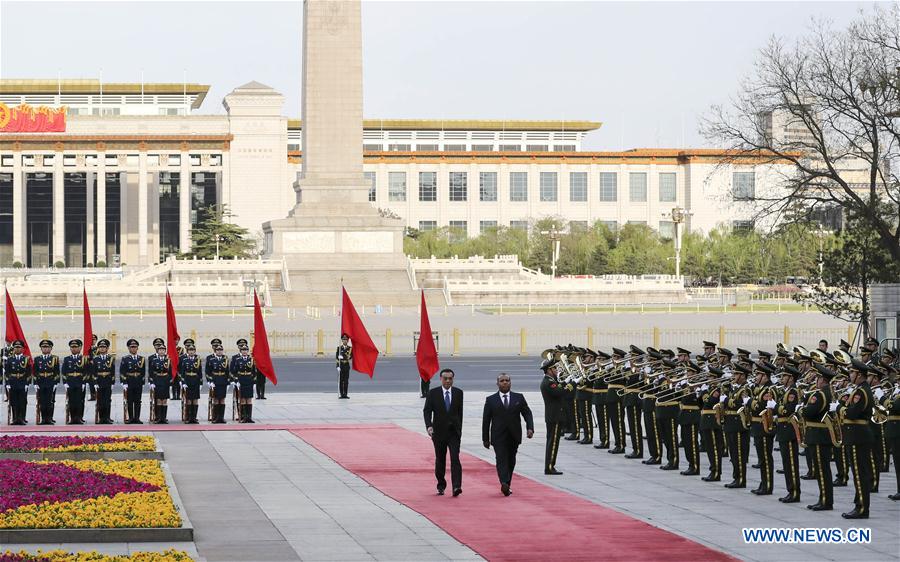 China-São Tomé e Príncipe: Li Keqiang discute com Patrice Trovoada futuro da cooperação bilateral