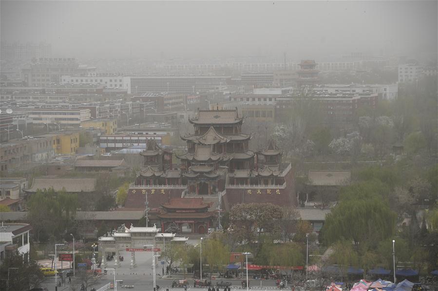 Tempestade de areia atinge o noroeste da China