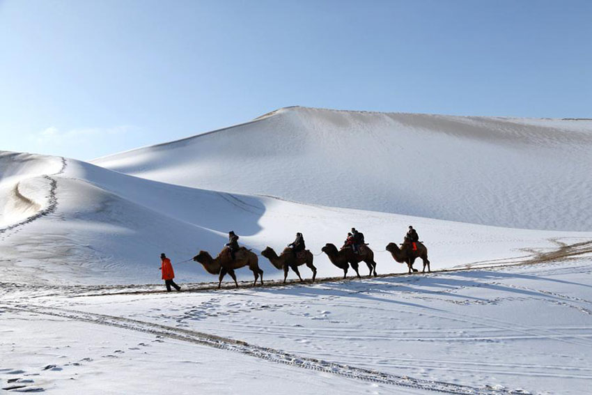 Iniciativa do Cinturão e Rota impulsiona turismo em Dunhuang