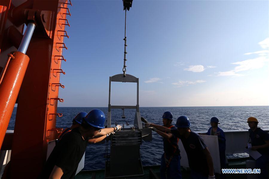 Submersível chinês Jiaolong realizará primeiro mergulho no Mar do Sul da China