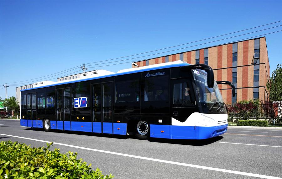 Ônibus elétrico fabricado pela CIMC entra em fase de testes em Hebei