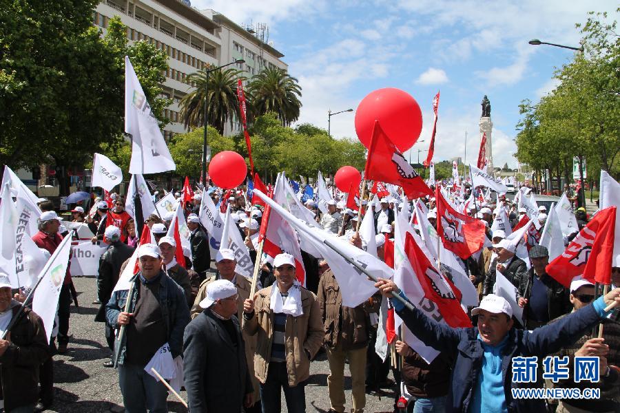 Milhares vão para as ruas em Portugal no Dia do Trabalho