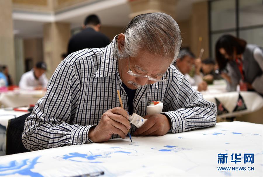 Competição nacional de papagaios de papel realizada em Hebei