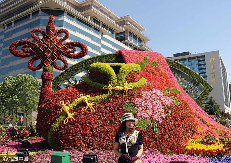 Capital chinesa decorada a rigor para o Fórum do Cinturão e Rota em Beijing