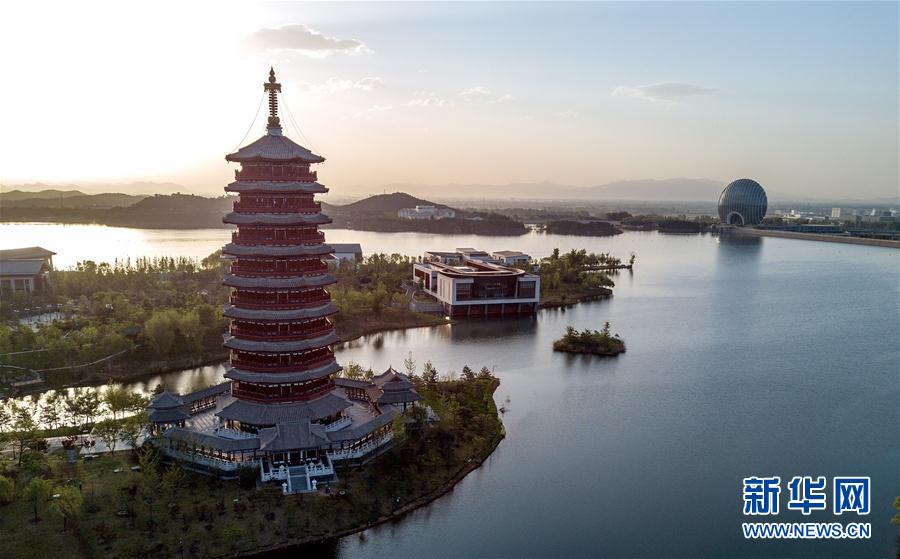 Vista aérea do lago Yanqi em Beijing