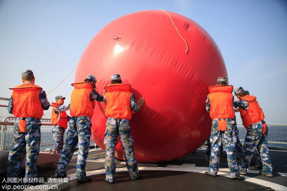 Frota do Mar do Leste da China realiza treinamento militar