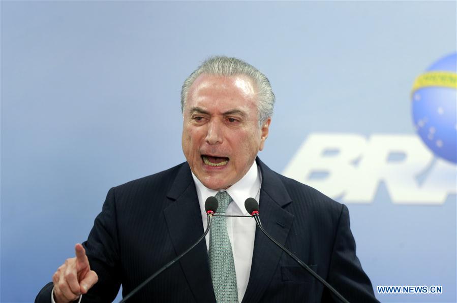 Presidente brasileiro recusa renunciar, após acusações de corrupção