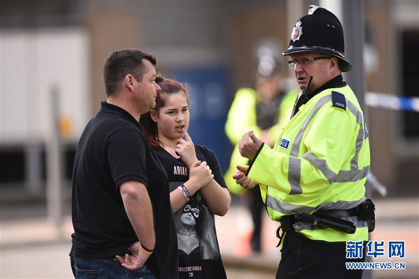 EI reivindica responsabilidade pelo ataque à bomba em Manchester