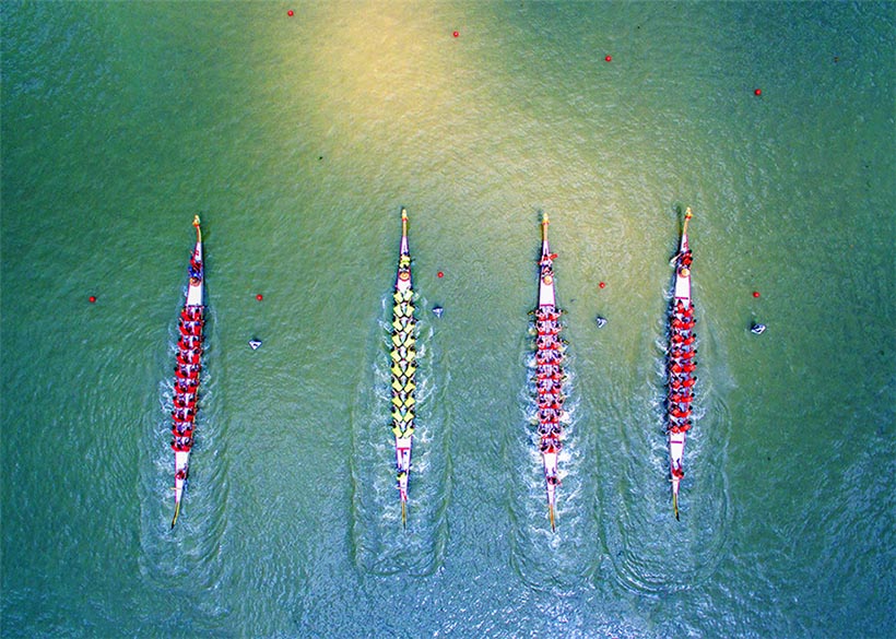 Celebrações do Festival do Barco-Dragão na China registradas em coleção fotográfica