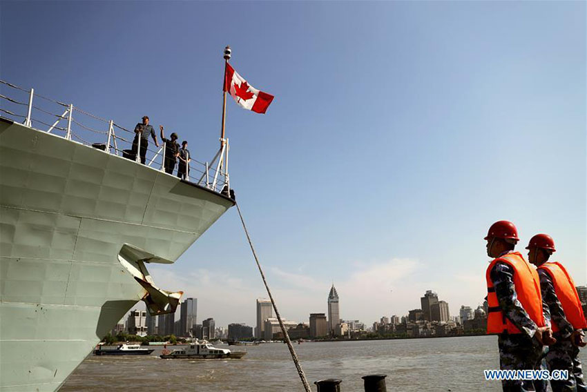 Fragata da marinha canadense HMCS Ottawa chega a Shanghai para visita de sete dias