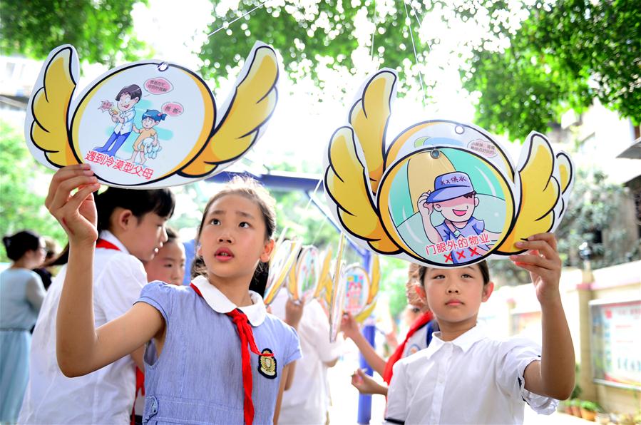 Celebrações do Dia das Crianças ao redor da China