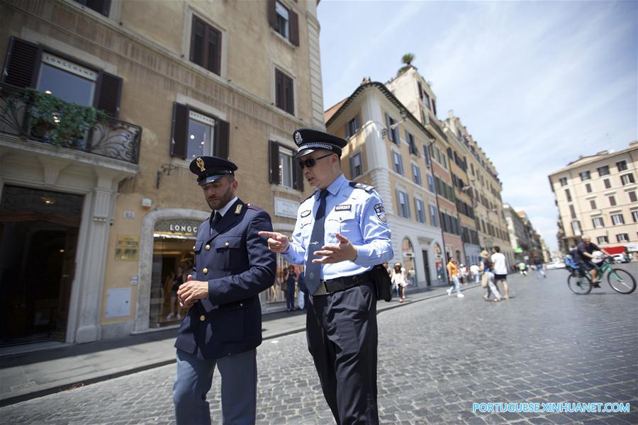 Patrulhas policiais conjuntas entre China e Itália são lançadas em Roma