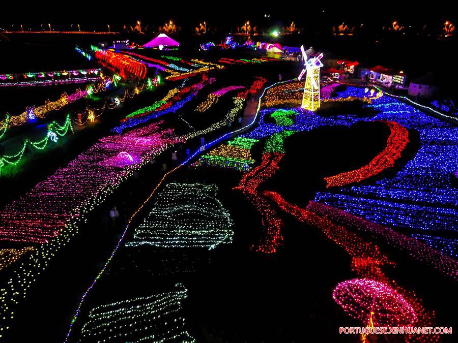 Festival de luzes começa em Guizhou, no sudoeste da China