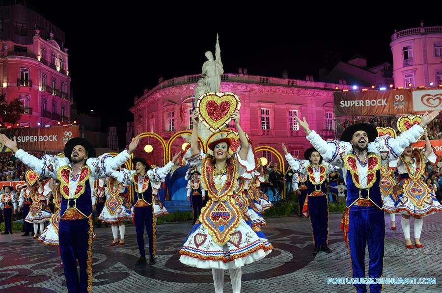 Lisboa celebra Dia de Santo Antônio