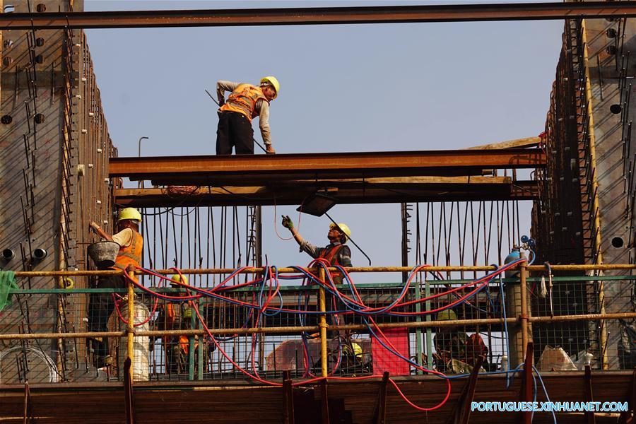 Construção da ferrovia de alta velocidade Zhengzhou-Wanzhou