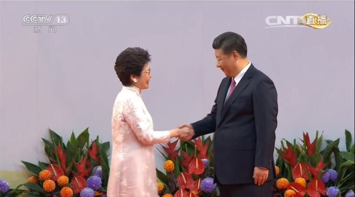 Xi Jinping estabelece “linha vermelha” para as relações entre parte continental e Hong Kong