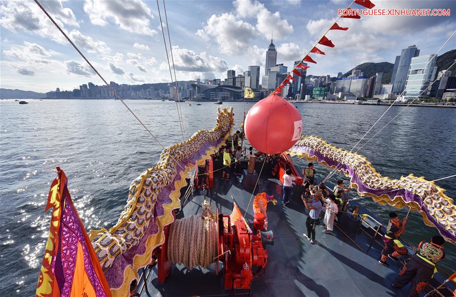 Desfile de barcos pesqueiros celebra 20º aniversário da RAEHK