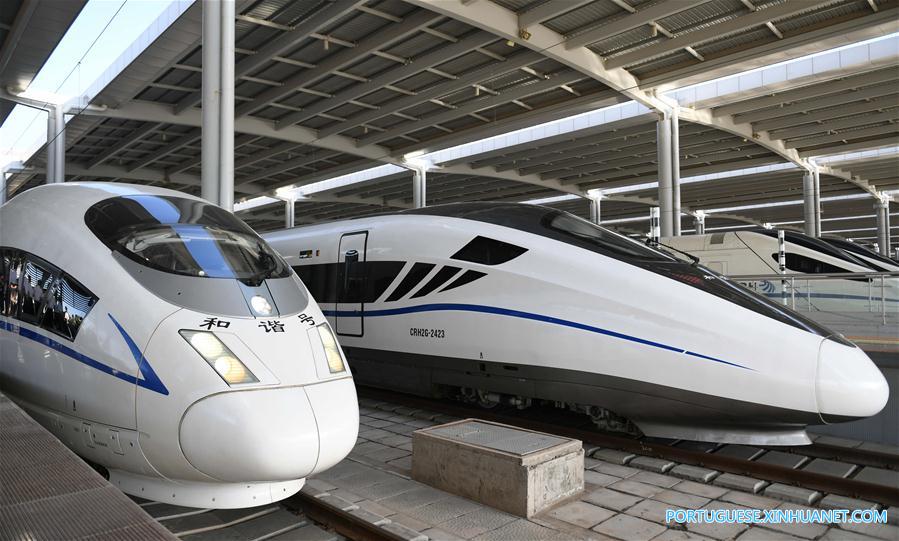 Nova ferrovia de alta velocidade ligando Baoji e Lanzhou inicia operação