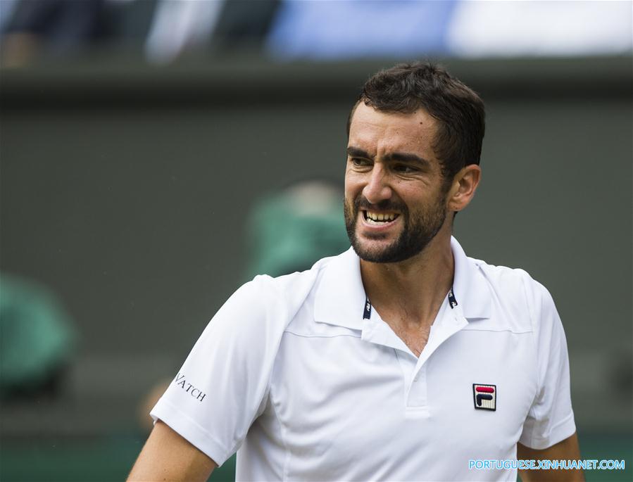 Federer conquista 8º título em Wimbledon