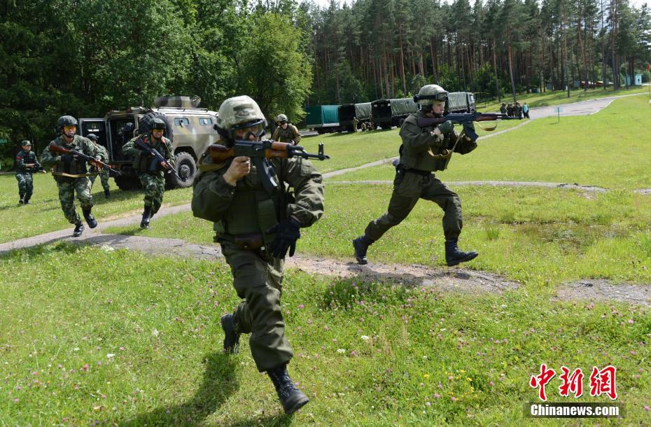 China e Bielorrússia realizam exercício antiterrorista conjunto