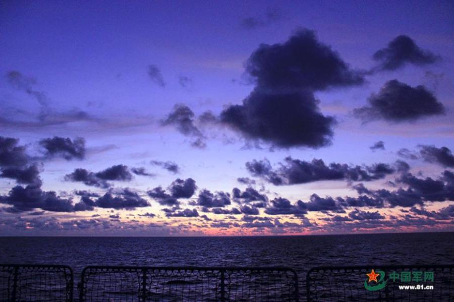 Galeria: Navios da Marinha chinesa em alto mar