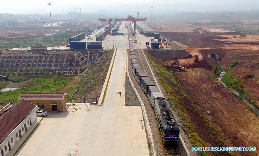 Serviço de trem de carga é lançado entre Ganzhou e Cazaquistão