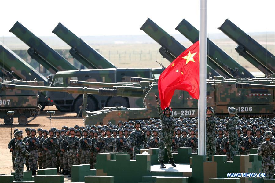 China realiza primeiro desfile pelo Dia do Exército