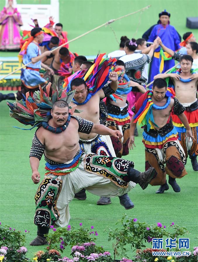 China marca 70º aniversário da Região Autônoma da Mongólia Interior