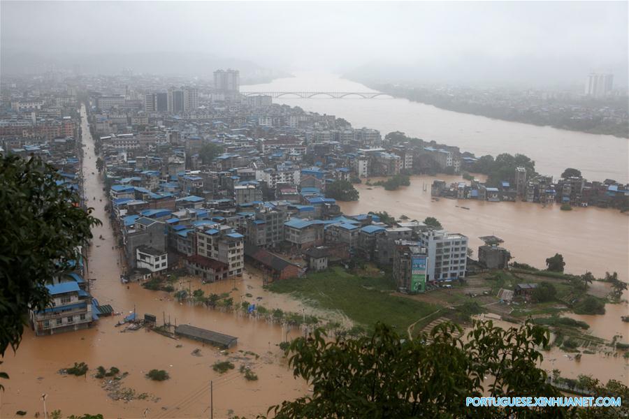 Chuvas torrenciais atingem diversas áreas de Guangxi, no sul da China