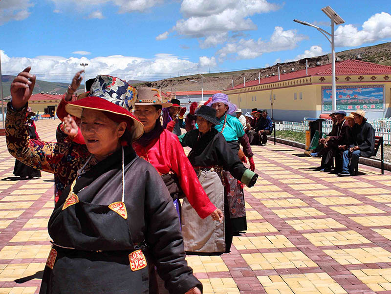 Distrito de Yushu recuperado do terremoto devastador de 2010