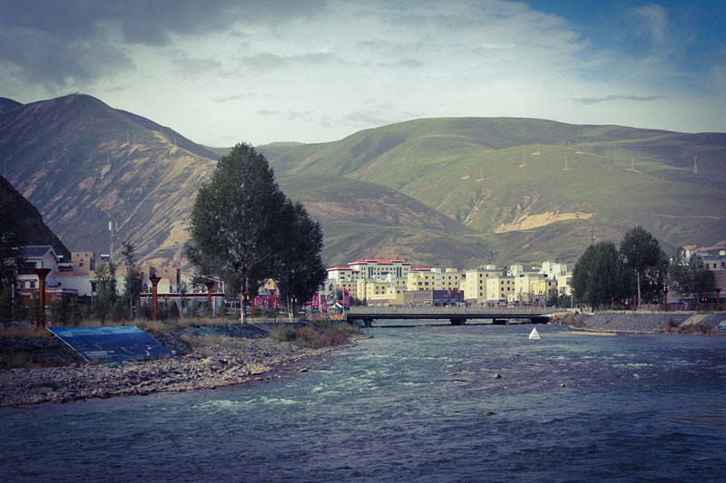 Distrito de Yushu recuperado do terremoto devastador de 2010