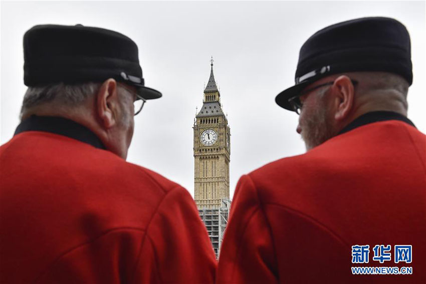 Big Ben ressoa as últimas badaladas antes de quatro anos de interregno