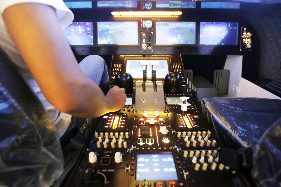 Simulador de vôo C919 estreia em exposição de Shanghai
