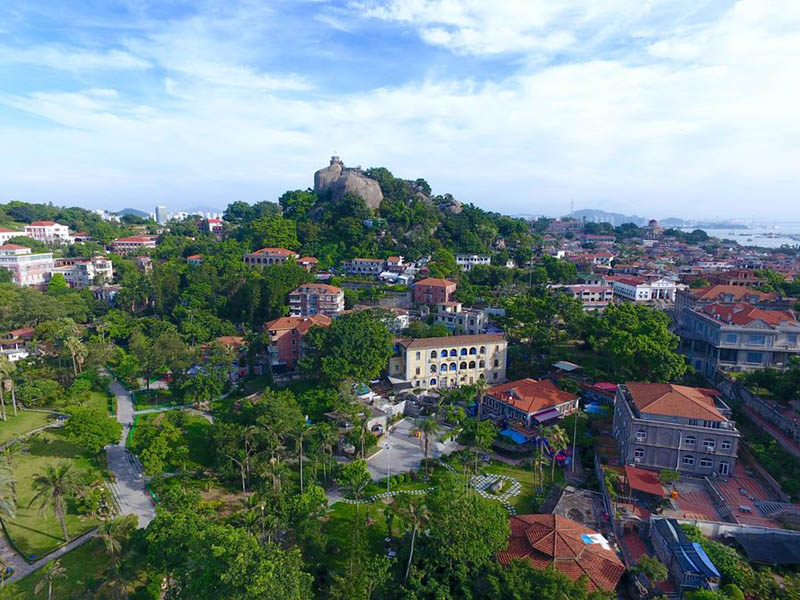 Ilha Gulangyu obtém certificado de património mundial pela UNESCO