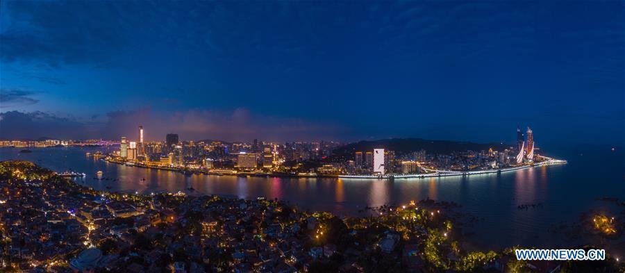 Galeria: vista noturna de Xiamen, cidade anfitriã da cúpula dos BRICS 2017