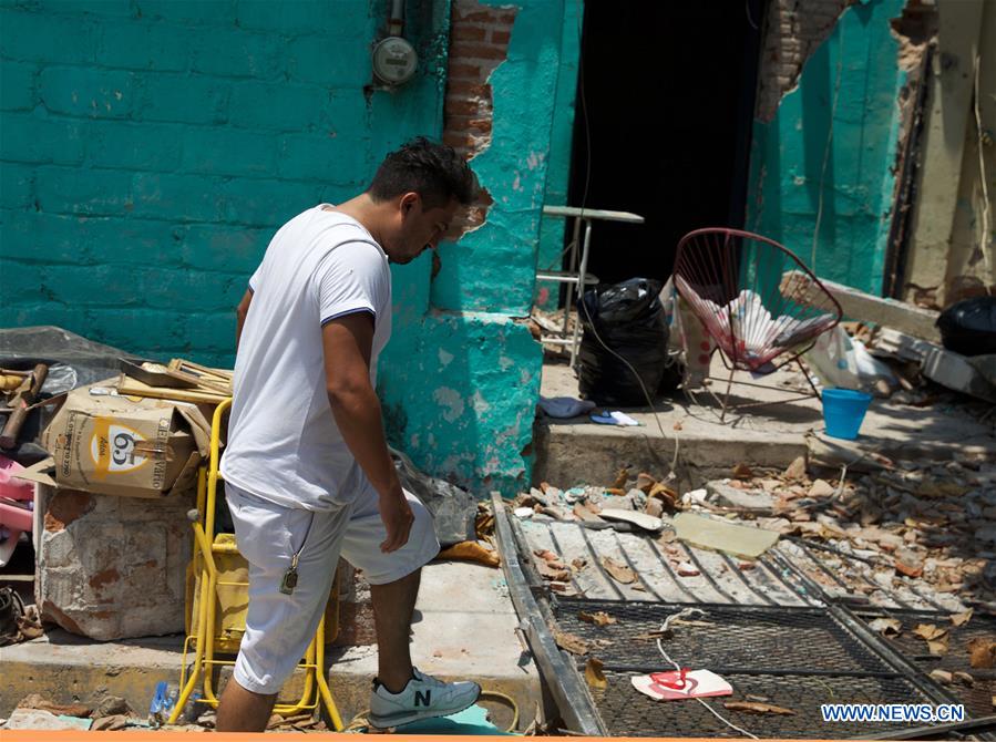 Número de vítimas mortais de terremoto no México sobe para 90