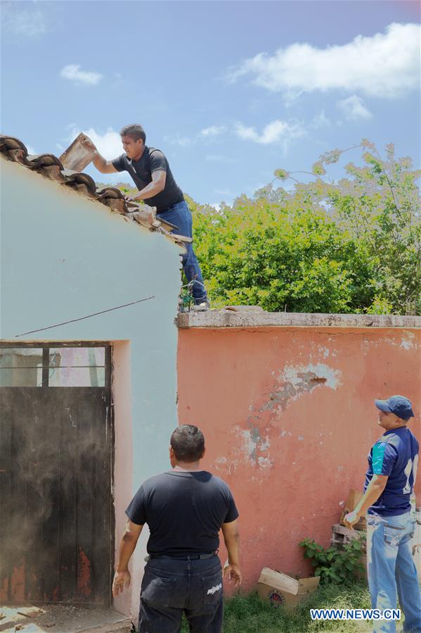 Número de vítimas mortais de terremoto no México sobe para 90