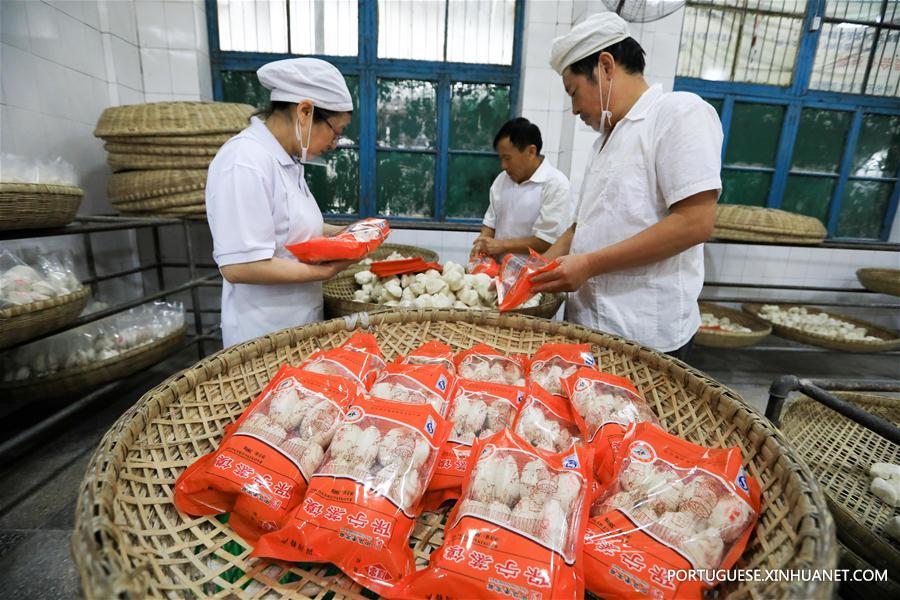 Baoning: Pão doce cozido no vapor, patrimônio cultural de Sichuan