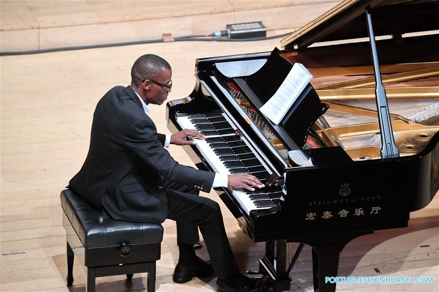 Pianistas se apresentam no Festival Cultural do BRICS em Xiamen