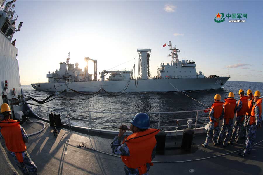 Marinhas chinesa e russa realizam exercício naval conjunto