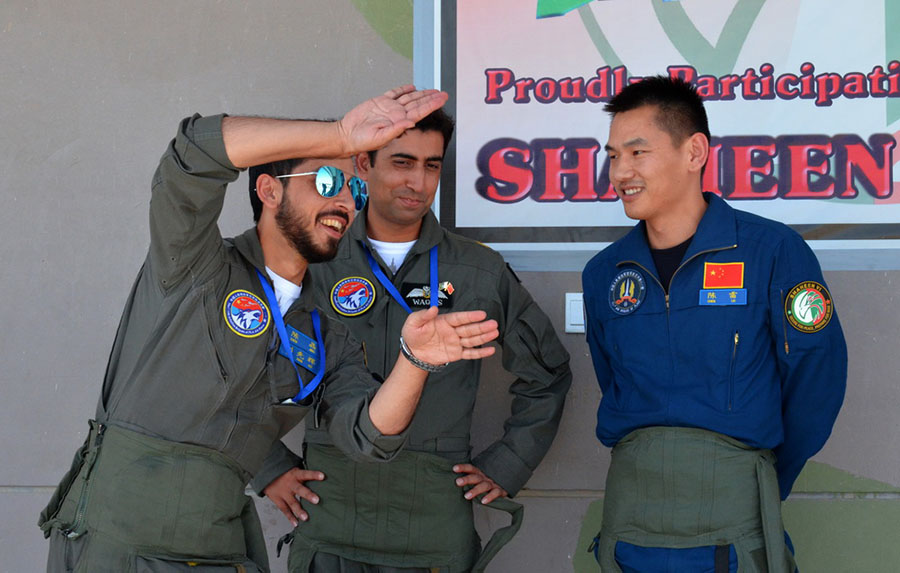 China e Paquistão realizam exercício aéreo conjunto