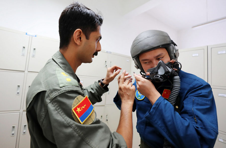 China e Paquistão realizam exercício aéreo conjunto